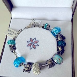 KHLOELLE Silver Charm Bracelet